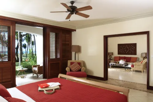 La Pirogue Mauritius Photos