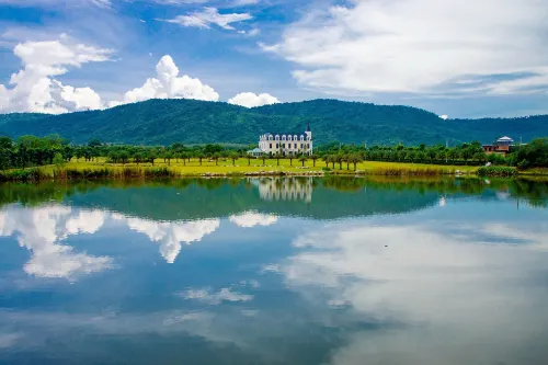 Chateau de Khaoyai Hotel & Resort Рядом с отелем Photos