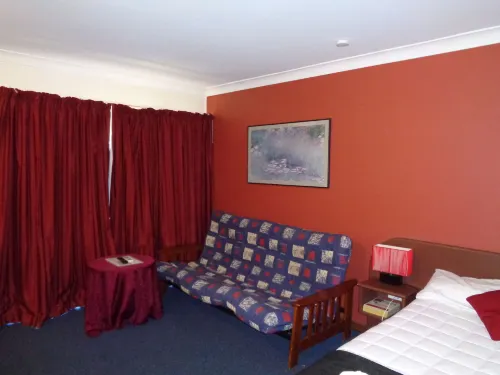 Parkway Motel Photos