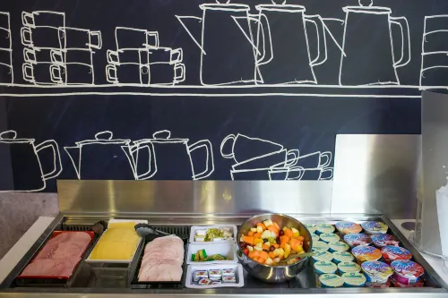 Ibis Budget Belfast City Centre Ristorazione Photos