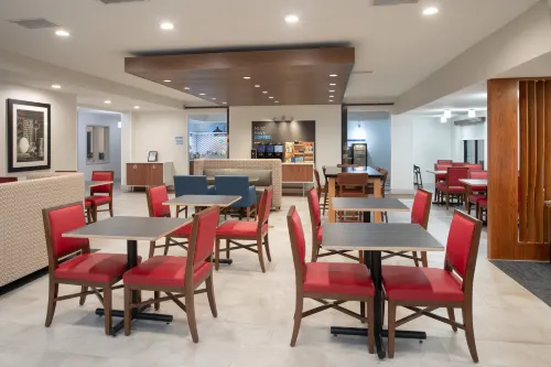 Holiday Inn Express & Suites Longmont - Boulder Area À ne pas manquer Photos