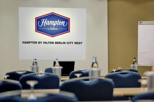 Hampton by Hilton Berlin City West Business Facilities Photos