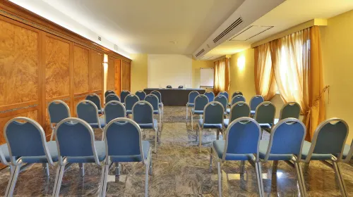 Best Western Grand Hotel Guinigi Business Facilities Photos