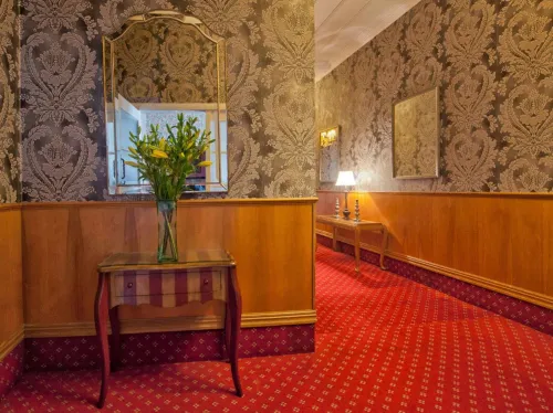 Prince's Gate Hotel Public Areas Photos