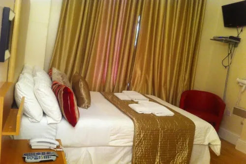 ABC Hyde Park Hotel Photos
