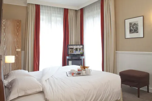 Hôtel Toujours - 4 étoiles - Paris 16e arrondissement Photos