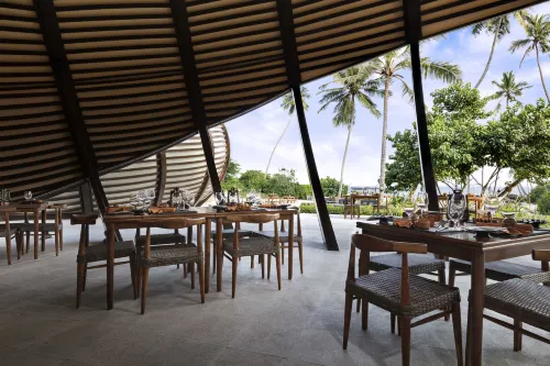Anantara Peace Haven Tangalle Resort Restauration Photos
