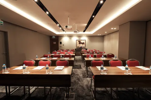Holiday Inn Bursa - City Centre Business Photos