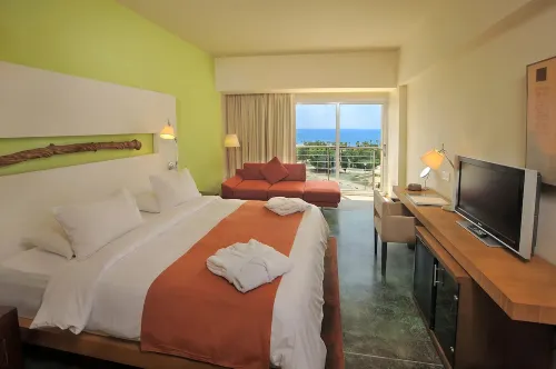 E-Hotel Larnaca Resort & Spa Избранное Photos