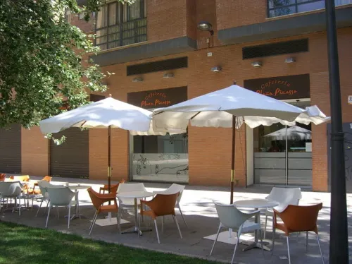 Apartamentos Plaza Picasso Espaces publics Photos