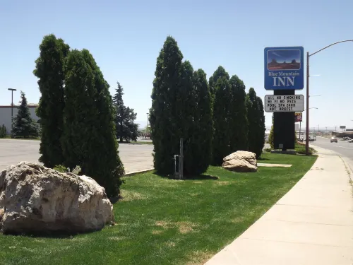 Rodeway Inn & Suites Near Hotel Photos