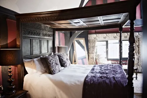 The White Swan Hotel Photos