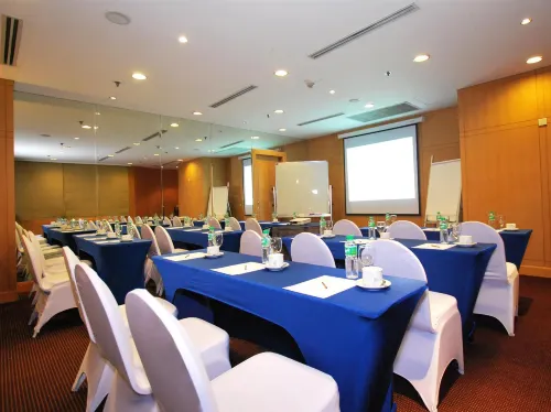 City Garden Grand Hotel Fasilitas Bisnis Photos