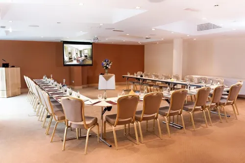 Beresford Hotel Business Photos