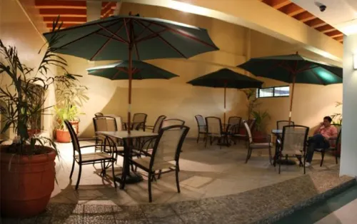 Sugbutel Family Hotel Cebu powered by Cocotel Питание Photos
