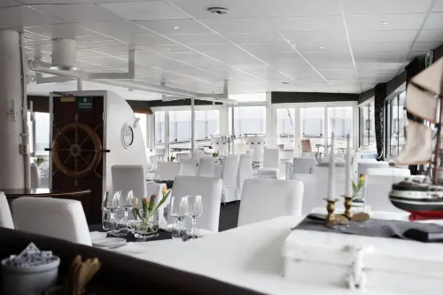Mälardrottningen Yacht Hotel Mahlzeiten Photos