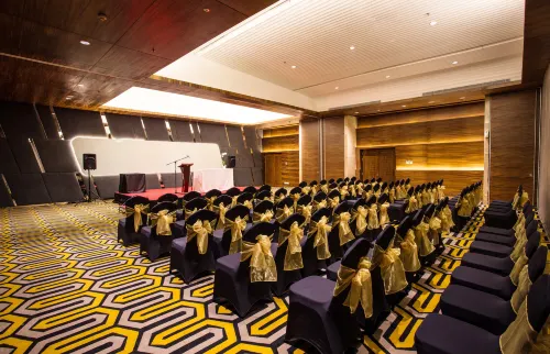 Hotel Ciputra Cibubur managed by Swiss-Belhotel International Fasilitas Bisnis Photos