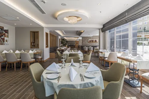 Bof Hotels Ceo Suites Atasehir Restauration Photos