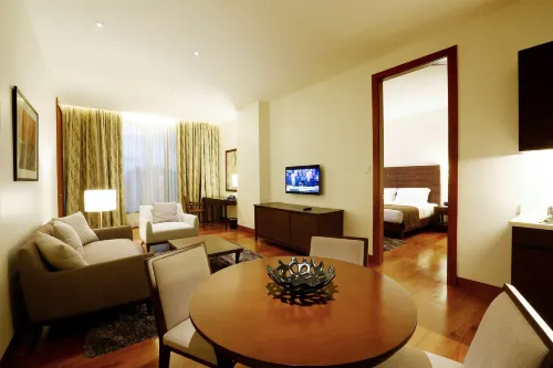 City Garden Grand Hotel Kamar Photos