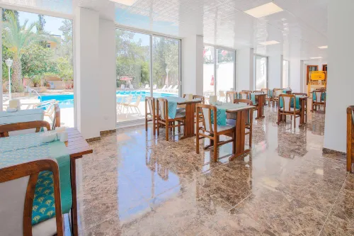 Ekici Hotel Makanan Photos