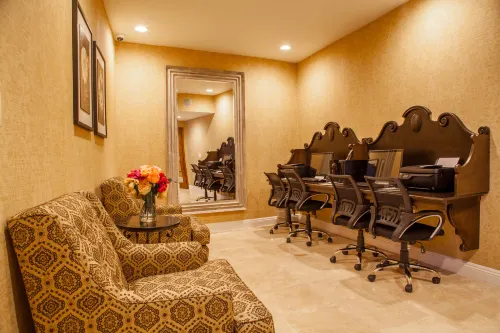 Best Western Plus Sunset Plaza Hotel Business Facilities Photos