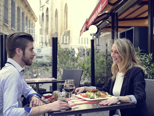 Hôtel Mercure Avignon Centre Palais des Papes Restauration Photos