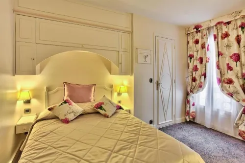 Hôtel Queen Mary Paris Photos