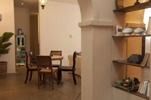 Adhisthana Hotel Makanan Photos