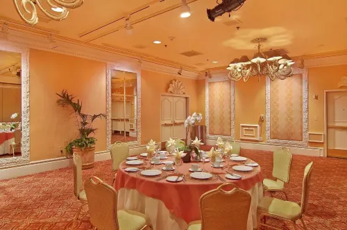 Treasure Island – TI Las Vegas Hotel  & Casino Dining Photos