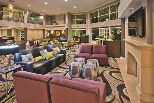 La Quinta Inn & Suites by Wyndham Tucson Airport Public Areas Photos