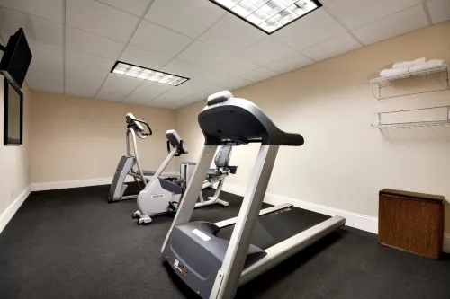 Days Inn & Suites by Wyndham Fort Bragg/Cross Creek Mall Leisure & Recreation Photos