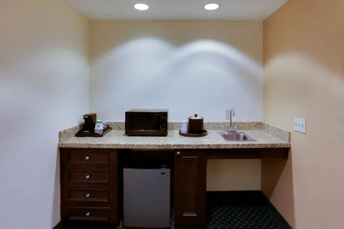 Hampton Inn by Hilton Garden City Long Island Photos