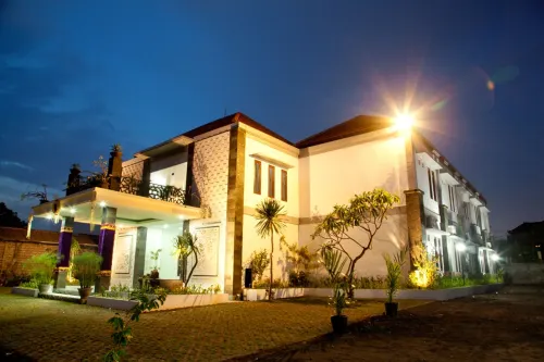Teges Inn Kuta Esterni Photos