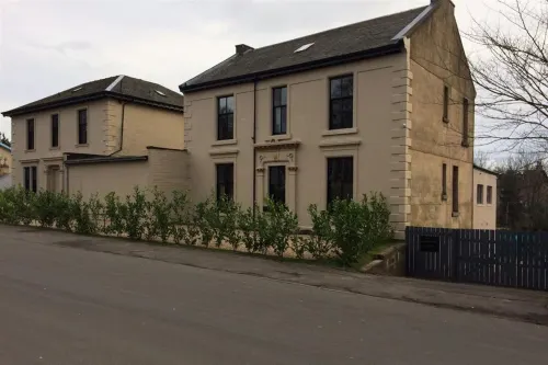 Crosshill House Exterior Photos