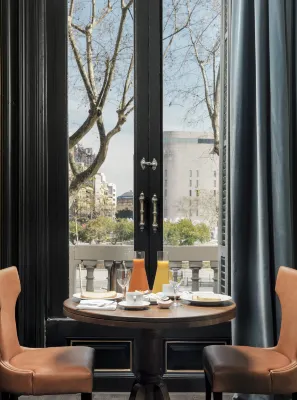 Boutique Hotel H10 Catalunya Plaza Dining Photos