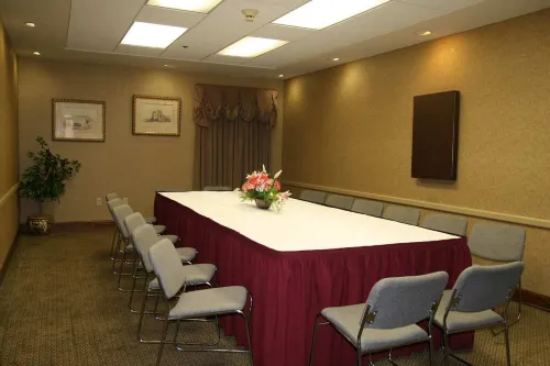 Hampton Inn Houston-Brookhollow Business Facilities Photos
