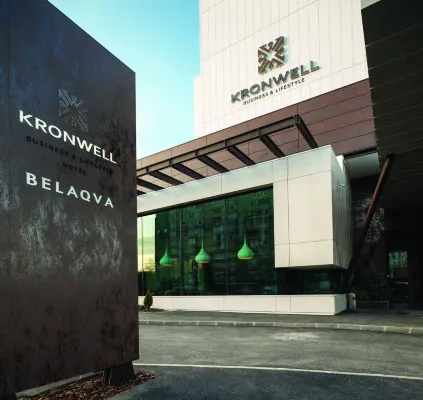 Kronwell Brasov Hotel Exterior Photos