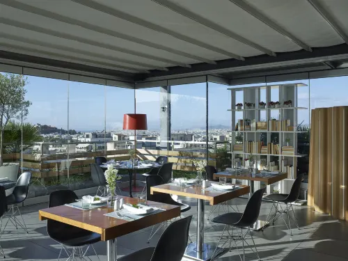Hotel Fresh Restauration Photos