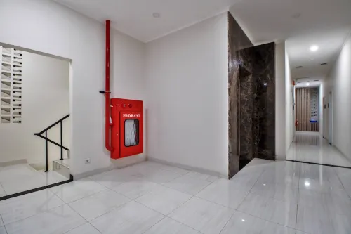 Lenna Residence Premiere Area Publik Photos