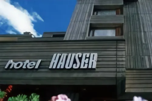 Hauser Hotel St. Moritz Exterior Photos