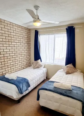 Ocean Parade Motel Rooms Photos