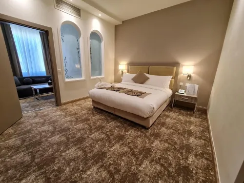 Gloria Hotel and Suites Zimmer Photos