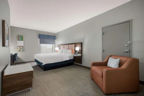 Hampton Inn Linden Rooms Photos