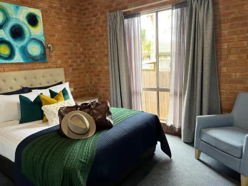 Coastal Waters Motor Inn Rooms Photos