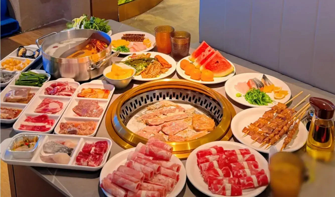 任食海鮮自助餐+鐵板燒烤肉