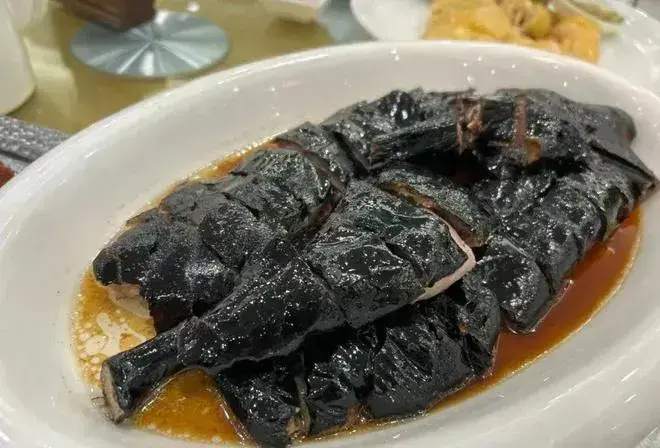 馳名金獎果木黑松露燒鵝