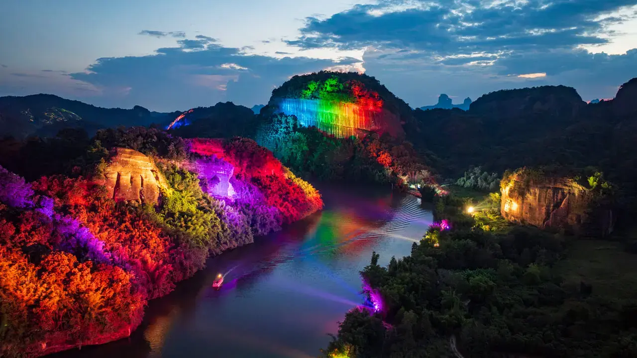 萬古丹霞大型山水實景光影秀