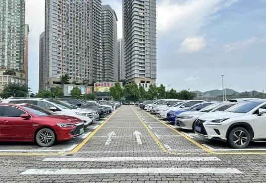 福田口岸停車場