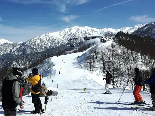 立山黑部滑雪場