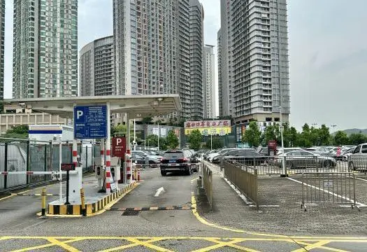 福田口岸停車場